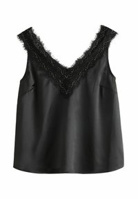 Črna satenasta majica s širokimi naramnicami in globokim V-izrezom, okrašena z čipkastim trakom z biseri vzdolž izreza in nežnimi resicami.