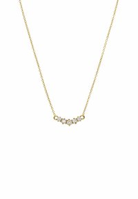 Gouden ketting met een delicate schakel en een gebogen staafaccent bezet met vijf heldere, ronde edelstenen op een gestructureerd oppervlak.