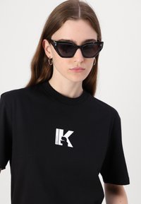 Karl Lagerfeld Jeans K LOGO - Navadna majica - black