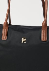Tommy Hilfiger POPETTE - Velká kabelka - black