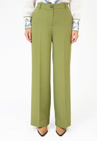 AN'GE TAILORED STRAIGHT - Pantalon classique - kiwi