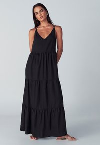 WILLA EBLA - Robe longue - black