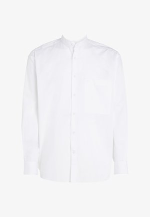 Bela srajca z dolgimi rokavi in band ovratnikom, sprednjim gumbom in enim žepom na prsih. Narejena iz gladkega bombažnega blaga.