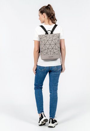 SURI FREY JESSY - Rucksack - taupe 900