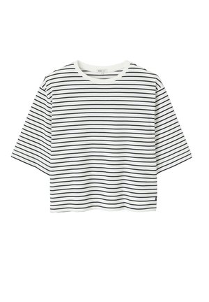 T-shirt court blanc avec des rayures horizontales noires et un col rond, présenté de face sur un fond uni.