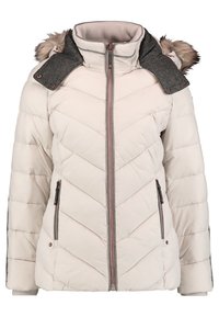 Jasno beżowa kurtka puchowa z pikowaniem w kształcie chevron, szarym kołnierzem i odpinanym futerkiem z materiału syntetycznego, z dwoma kieszeniami po bokach i zamkiem z przodu.