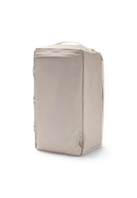 Zaino rettangolare beige con un tessuto liscio e texture, manico superiore e tasca laterale. Chiusure con zip e design minimalista.
