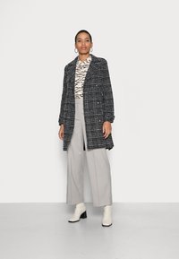 Saint Tropez KALA PANTS - Calças - driftwood