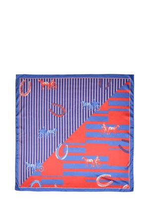 Foulard quadrato di seta con divisione diagonale; un lato presenta strisce rosse e blu con motivi di carrozza trainata da cavalli e ferro di cavallo.