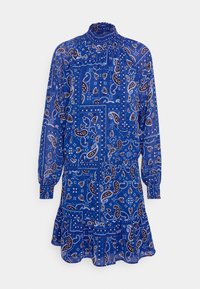 Vestido azul de paisley con cuello alto y mangas largas. Presenta puños elásticos y un dobladillo con volantes. Tejido suave con patrones en contraste llamativos.