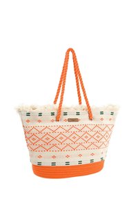 Bolso de mimbre tejido con patrones geométricos en naranja y verde, borde superior con flecos y dos asas trenzadas en naranja. Adecuado para uso casual.