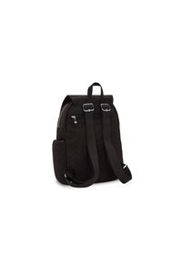 Sac à dos noir avec un motif texturé, deux bretelles réglables, une poche zippée à l'avant et une fermeture roulée sécurisée par un matériel métallique.