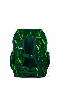 Zaino verde con motivo a saetta, realizzato in tessuto resistente, con spalline regolabili e imbottitura in rete per il comfort.