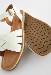 Next WIDE - Sandaler - white