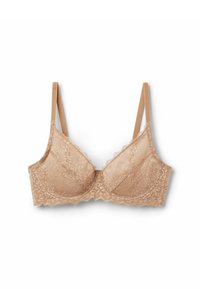 Unselected, Nude