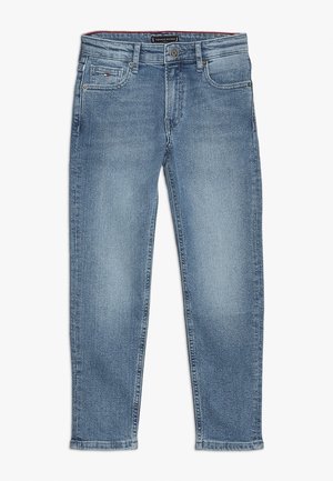 Jasnoniebieskie jeansy z denimu z przednimi i tylnymi kieszeniami, zapięciem na guzik oraz subtelnym blaknięciem na udach i kolanach.