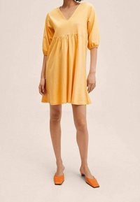 Mango Vestido informal - orange
