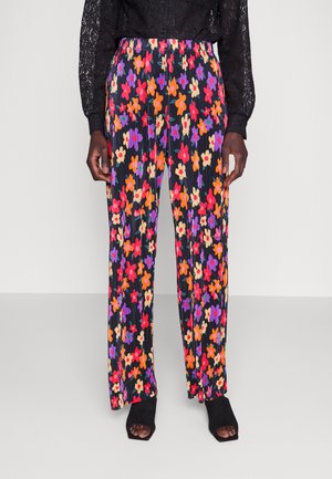 ONLY Tall ONLCLAUDIA PANT - Παντελόνι - black