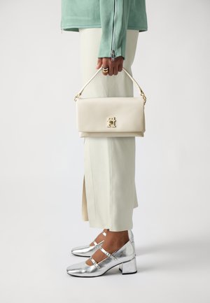 MODERN CONV - Rankinė - classic beige