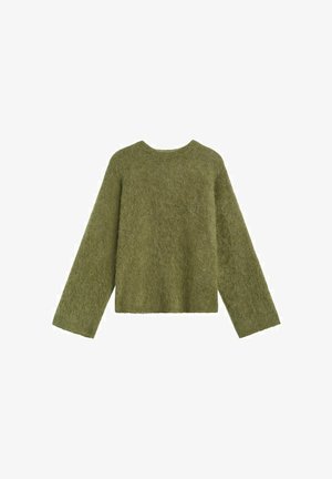 Texturerad grön tröja med en avslappnad passform, långa ärmar, rundad halsringning och mjukt, fluffigt tyg. Inga synliga knäppningar eller mönster.