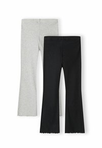 Zwei Paare von gerippten Strickhosen mit weitem Bein, eine hellgrau und eine schwarz, flach auf einem weißen Hintergrund präsentiert.