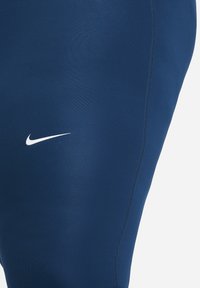 Não selecionado, valerian blue/black/white