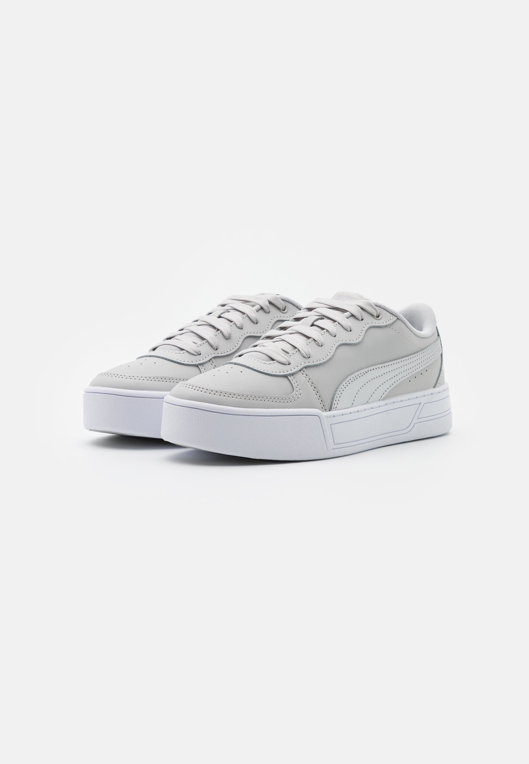 puma color gris