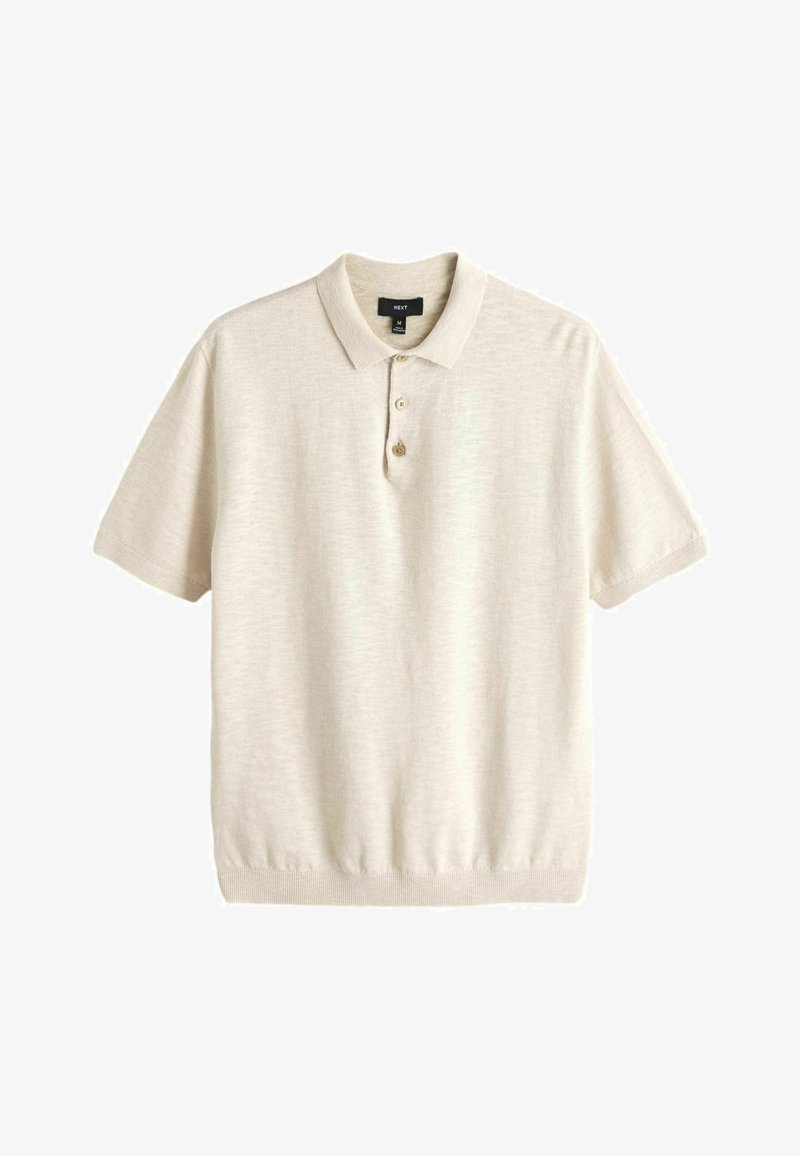Rövid ujjú, bézs színű galléros póló három első gombbal, közepes méretű, puha kötött anyagból.