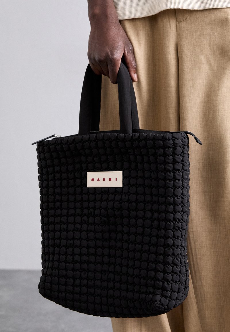 Marni TOTE UNISEX - Sac à main - black