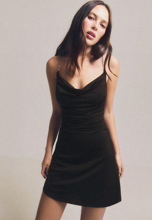 Bershka DRAPED WITH CHAIN STRAPS - Vestito casual - black