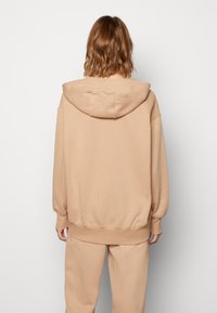 Nike Sportswear HOODIE - Majica s kapuljačom i patentnim zatvaračem - hemp/sail