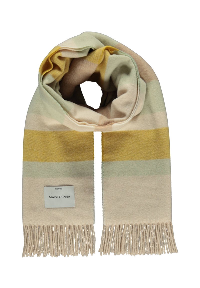 Écharpe en laine douce avec extrémités à franges, présentant de larges rayures horizontales beige, jaune moutarde et vert pâle, étiquette de marque attachée.