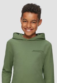 s.Oliver Hoodie - hellgrün