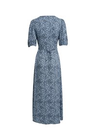Blå blommig midiklänning med korta puffärmar, midjeband och en svävande design, med en mörkblå bakgrund och vita blommönster.