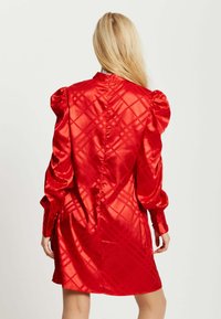 Liquorish CHECK JACQUARD MINI WITH HIGH NECK PUFF SLEEVE - Cocktail dress / Party dress - red