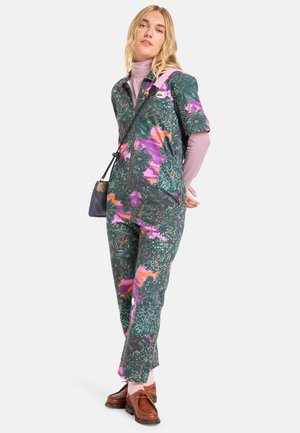 GEMUROH - Jumpsuit - trekking hidden gem qsw
