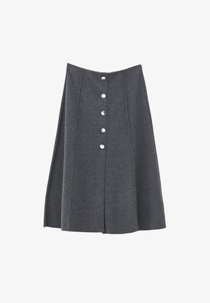 Donkergrijze A-lijn rok met zes zilveren knopen middenvoor en verticale naaddetails.
