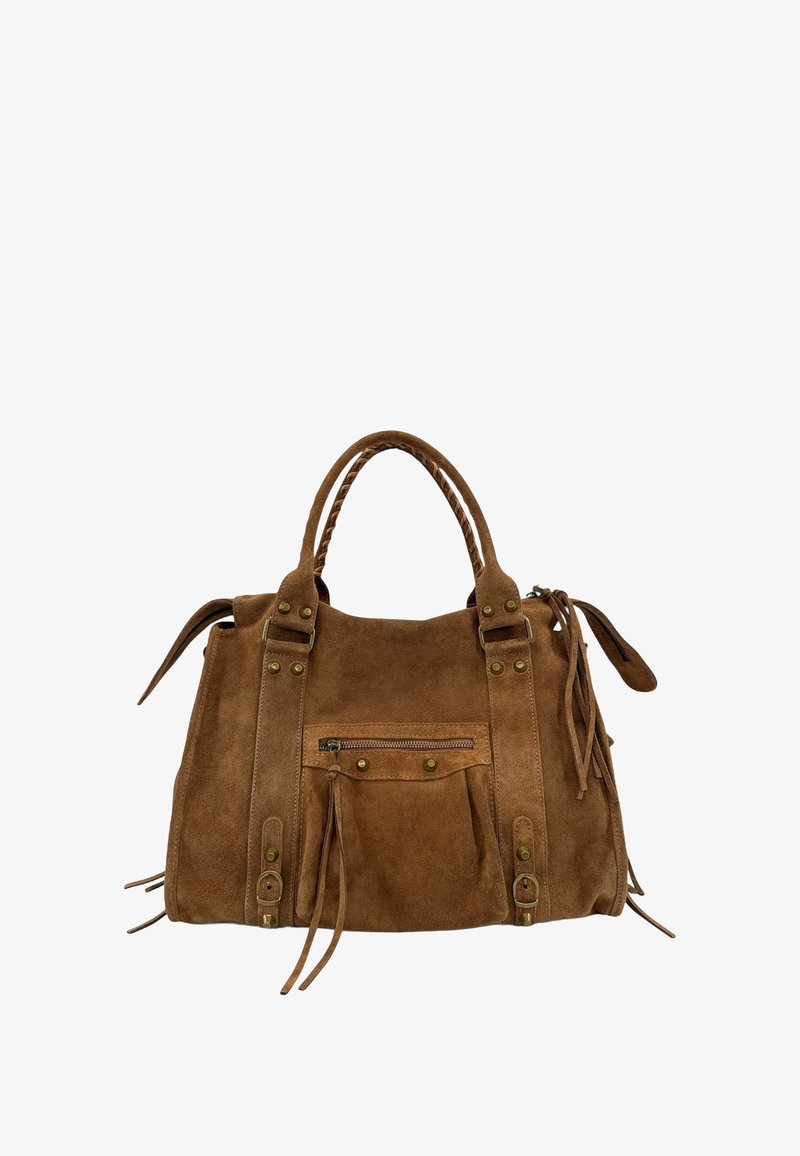 Sac à main en suède brun avec deux poignées tressées, poche avant zippée avec un pompon, ferrures en laiton et sangles décoratives avec boucles sur les côtés.