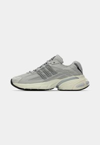 adidas Originals Sneakers - grey one/silver-coloured metallic/grey two