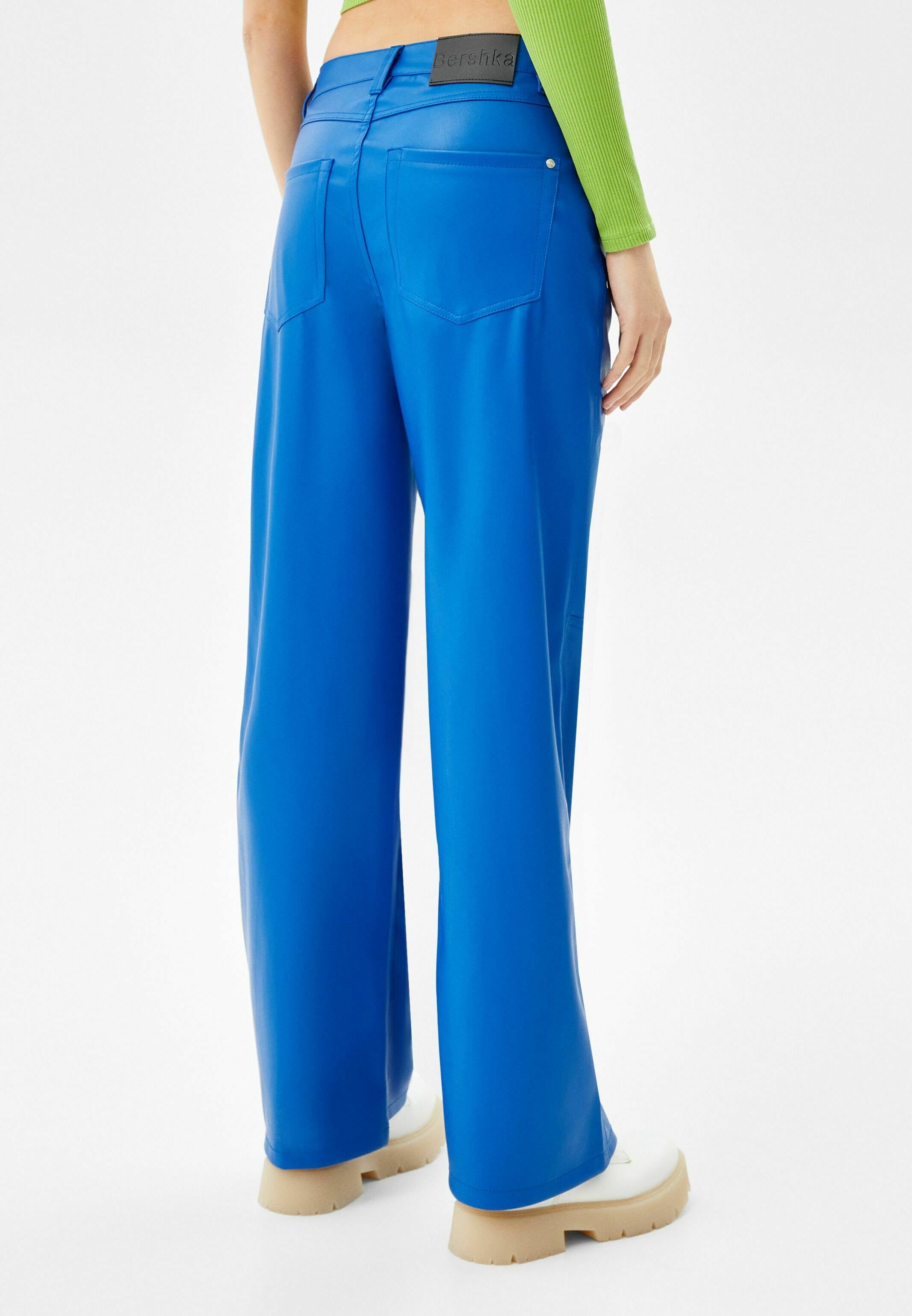 Bershka STRAIGHT-FAUX LEATHER 