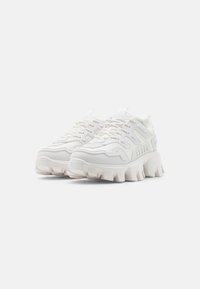 Steve Madden PRIZE - Trainers - white