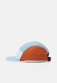 Nike Performance FLY UNISEX - Cap - denim turq/glacier blue/dark russet/black