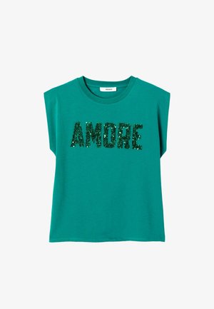 Haut sans manches turquoise avec encolure ronde et lettres en sequins verts formant le mot "AMORE" sur le devant.