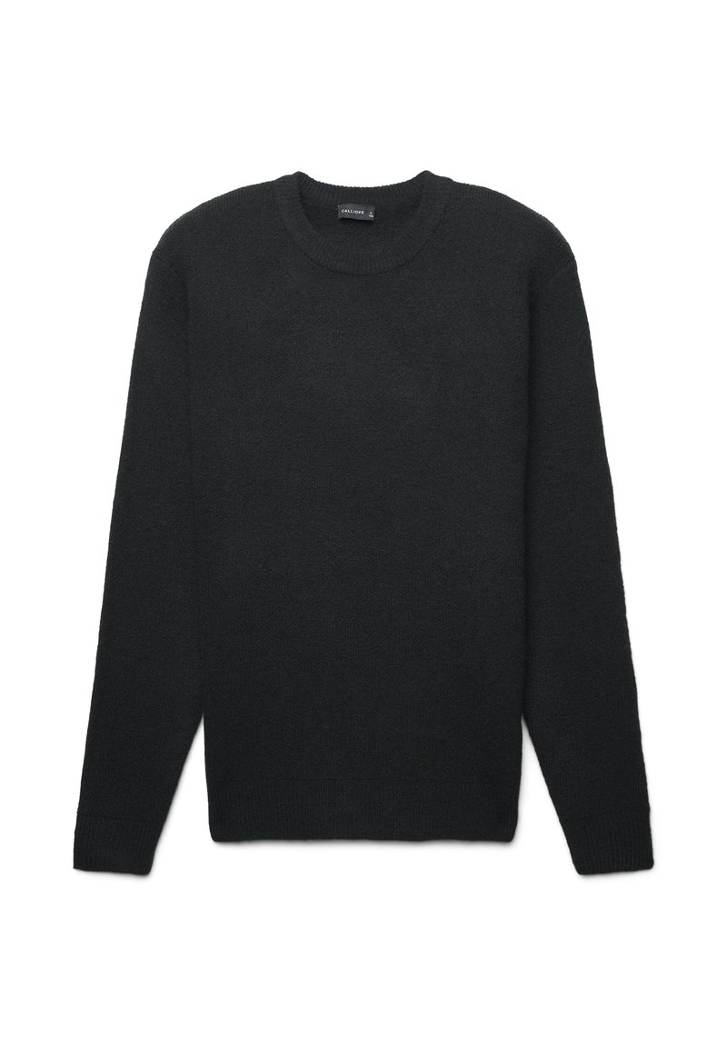 Schwarzer Strickpullover mit langen Ärmeln, Rundhalsausschnitt und geripptem Saum. Die Textur wirkt weich und leicht fusselig und präsentiert ein minimalistisches Design.
