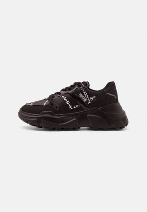 Versace Jeans Couture, Baskets basses - black