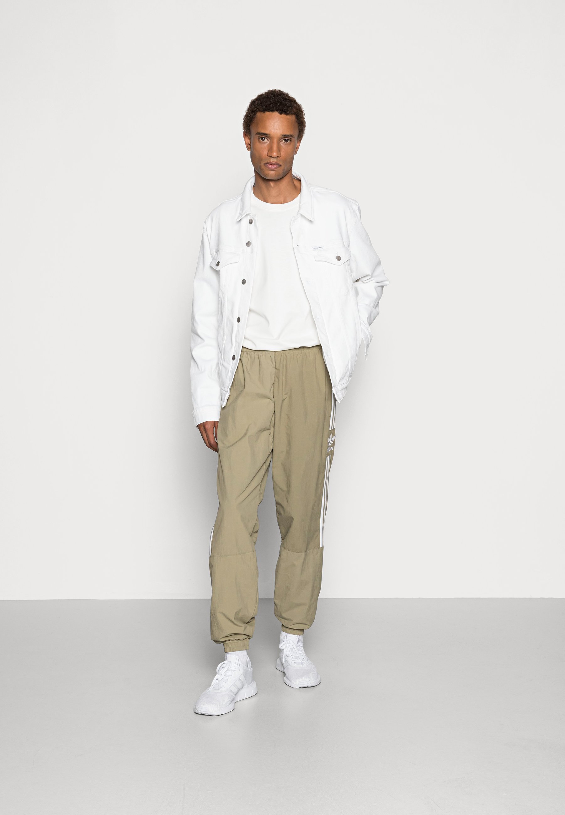 pantaloni lock up adidas