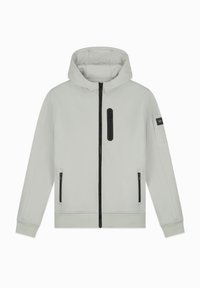 Lichtgrijze hoodie-jack gemaakt van gladde stof; heeft een frontale rits, twee zijritsen en een borstzak met een zwarte rits.