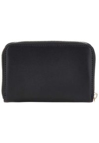 Portafoglio in pelle nera con chiusura a zip, forma rettangolare, superficie liscia e dettagli di cucitura sottili. Accenti in metallo dorato.