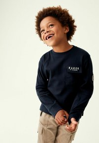 Baker by Ted Baker Tops ar garām piedurknēm - navy