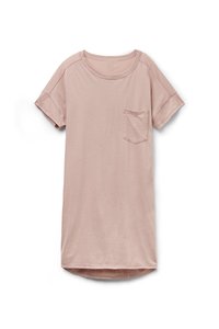 Hellrosa kurzärmeliges Kleid mit rundem Ausschnitt und kleinem Brusttaschen, aus weichem Stoff, flach liegend auf weißem Hintergrund.